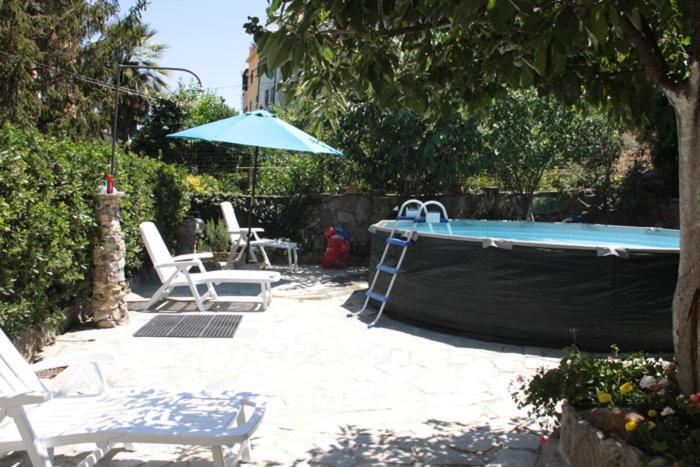 Carugio Del Fezzano Bed & Breakfast เฟสซาโน ภายนอก รูปภาพ